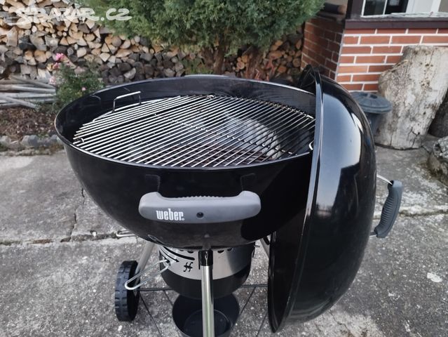 Gril Weber Bazar (gril Weber, gril Weber bazaru, grilů Weber, našem bazaru, Weber bazaru) Gril Weber Bazar